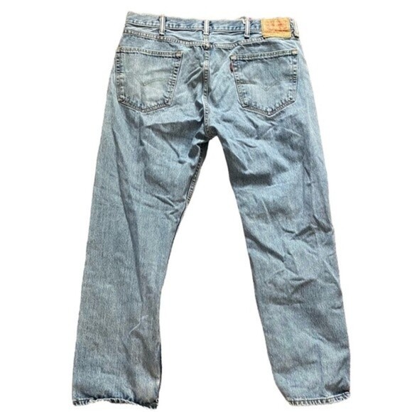 LEVIS 505 Classic Jeans 38 Waist - Inseam Measures 28" Thrashed Classic - Picture 2 of 16